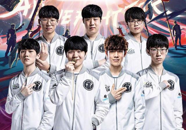 曾半开玩笑 曾半开玩笑