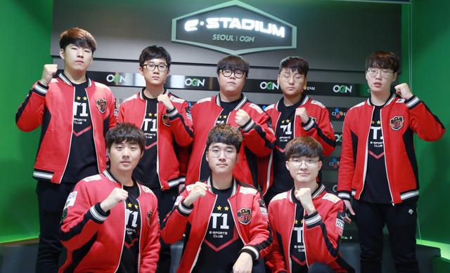 是队友眼中 是队友眼中