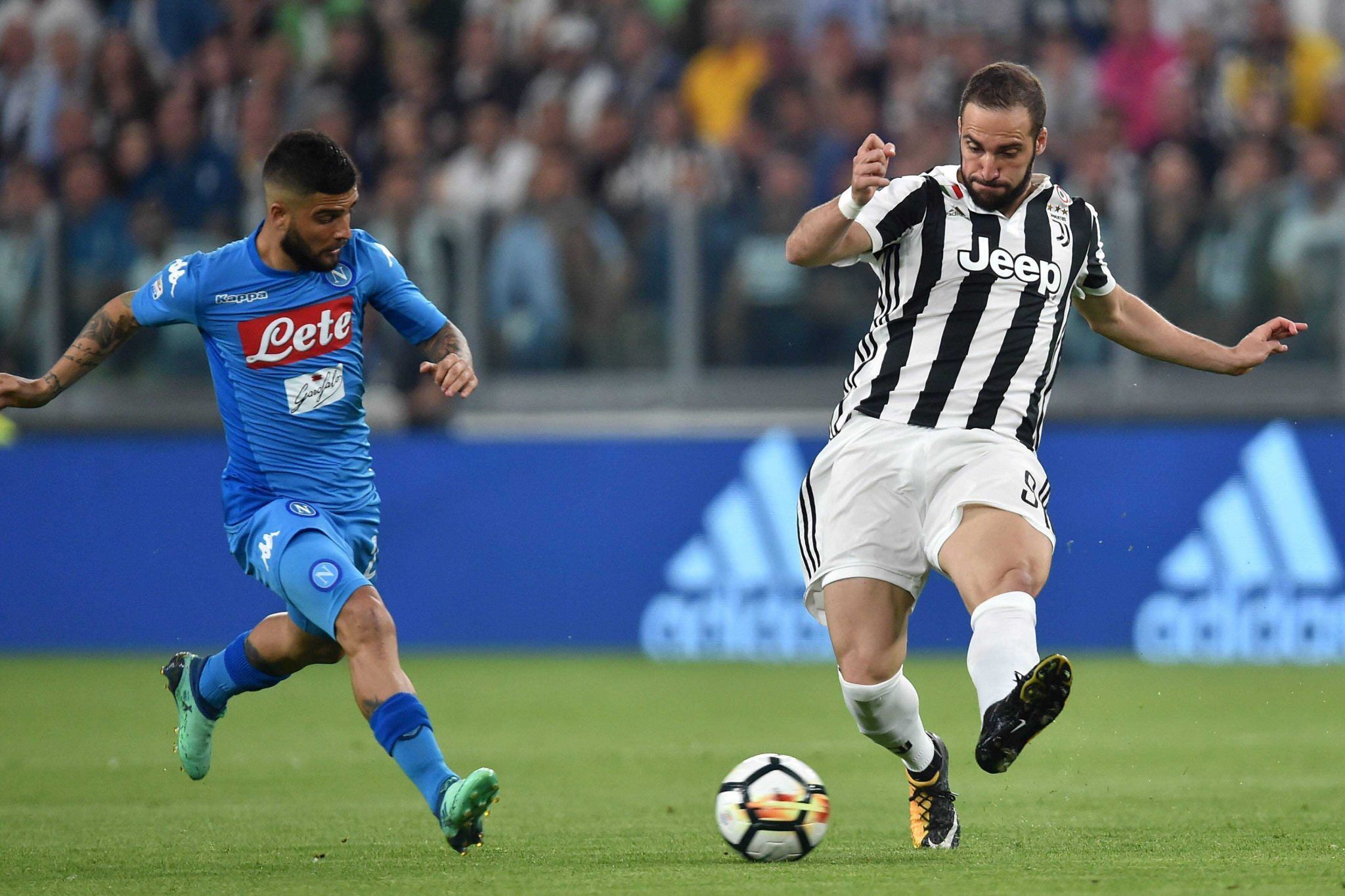 舆论热度呈 舆论热度呈