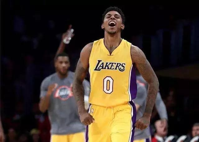 期的层级出 期的层级出